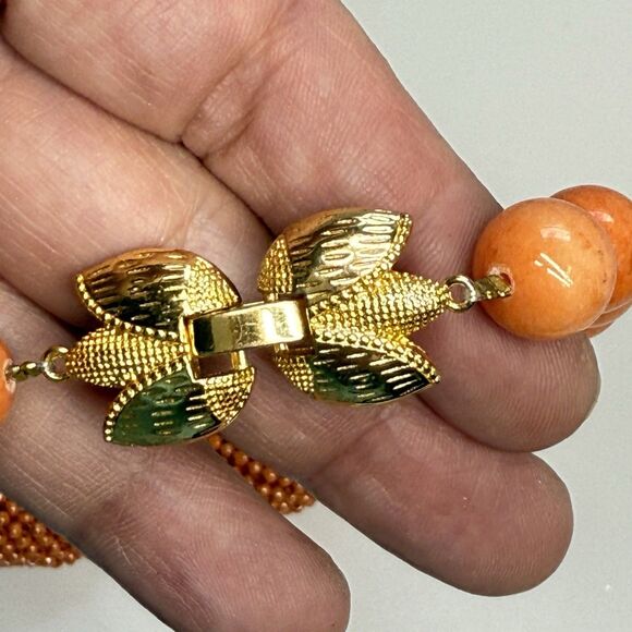 WA/YM Natural Stone Covered Beaded Orange Coral Colored Statement Necklace - Picture 7 of 9